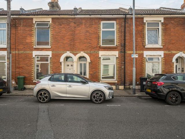Jessie Road, Southsea, Hampshire PO4, 3 bed terraced house to rent, £1,550 pcm | PrimeLocation
