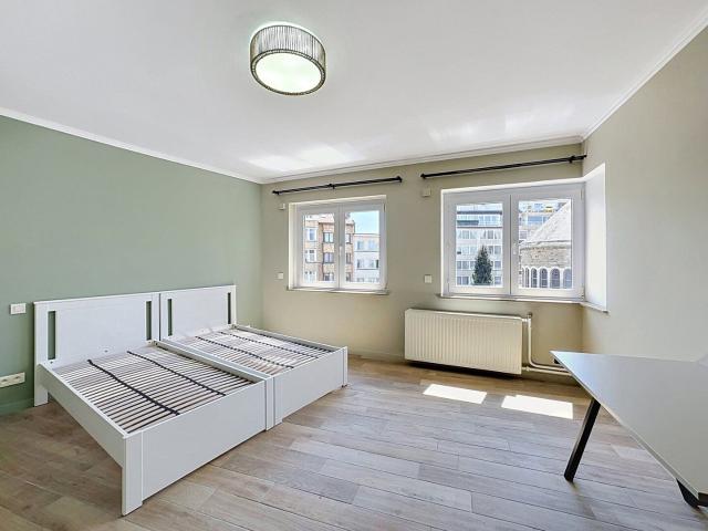 Jette Train Station / Rooms in a Coliving House