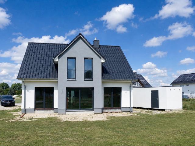 Jetzt zum Vorteilspreis: Modernes Landhaus inkl. Grundstück & Einbauküche