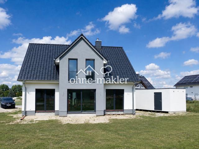Jetzt zum Vorteilspreis: Modernes Landhaus inkl. Grundstück & Einbauküche