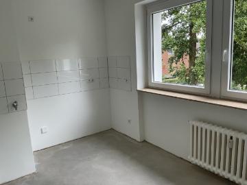 Jetzt zugreifen: günstig geschnittene 2,5 Zimmer Wohnung