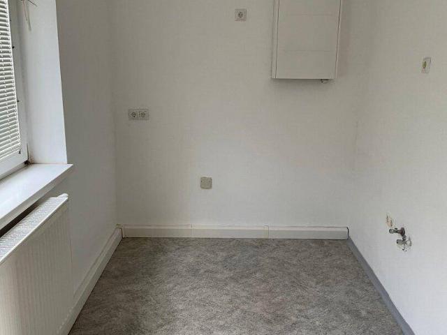 Jetzt einziehen & sparen! Sommeraktion: 1 Monat mietfrei! Helle, praktisch geschnittene 2 Raum Wohnung in ruhiger und beliebter Lage von Wels – Heizkosten inklusive!