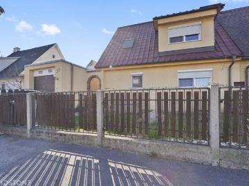 Jetzt einziehen und Zukunft sichern* Zwei Häuser auf einem Grundstück in Wiener Neudorf