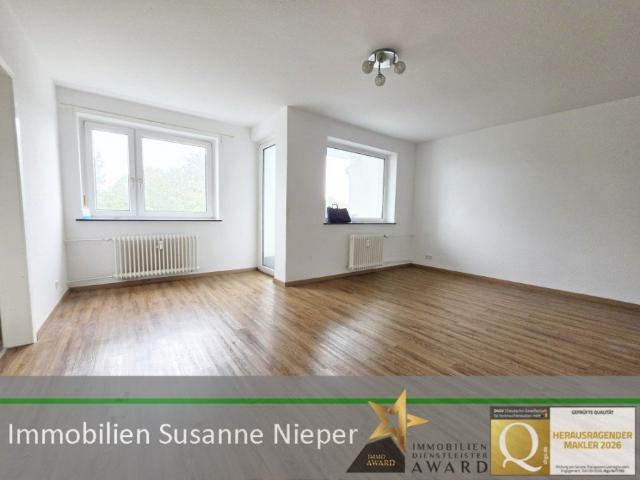 Einziehen, wohlfühlen + 2 Kaltmieten sparen! Sanierte 3 Zimmerwohnung mit Balkon und Aufzug Gelsenkirchen Scholven WE11/2.OGvo