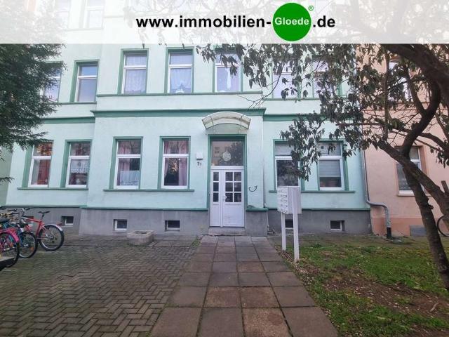 JETZT ins neue zu Hause teilsanierte 3 Raum Wohnung im 2.OG Auenstraße