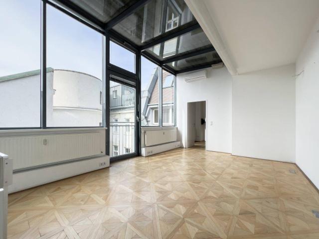 Jetzt mitgestalten! | 3 Zimmer Dachgeschosswohnung mit 38 m² Wintergarten | 1070 Wien