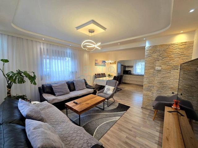 Neuer Preis! Saniertes Haus in Ruhelage von Wels – helle Räume, großer Garten, Garage, u.v.m