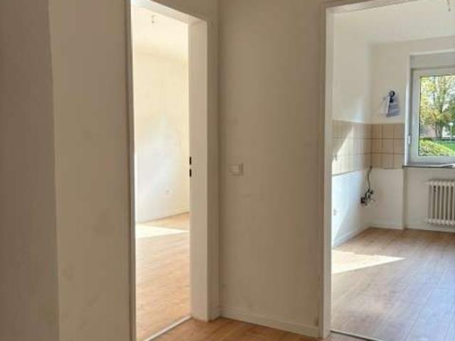 Jetzt schnell sein ! Gemütliche 2 Zimmer Wohnung im Erdgeschoss