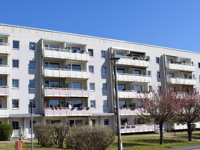 Jetzt schnell zugreifen: frisch sanierte Familienwohnung