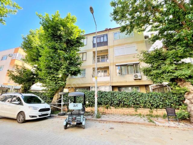 ▀jet Emlaktan Akçay Merkezde Denize Sadece 50m Arakat Eşyalı 2+1