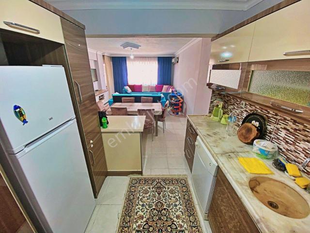 ▄jet Emlaktan İkizçay'da Cam Balkonlu & Eşyalı Satılık 3+1 Daire