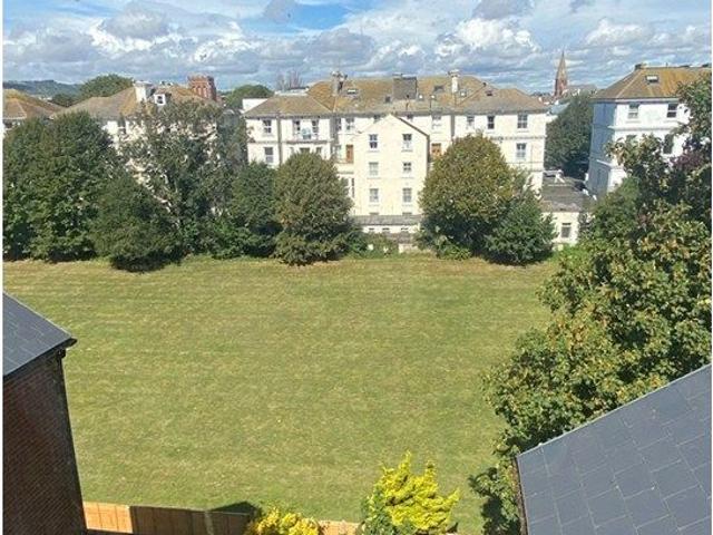 Jevington Gardens, Eastbourne BN21, 1 bed flat to rent, £825 pcm | PrimeLocation