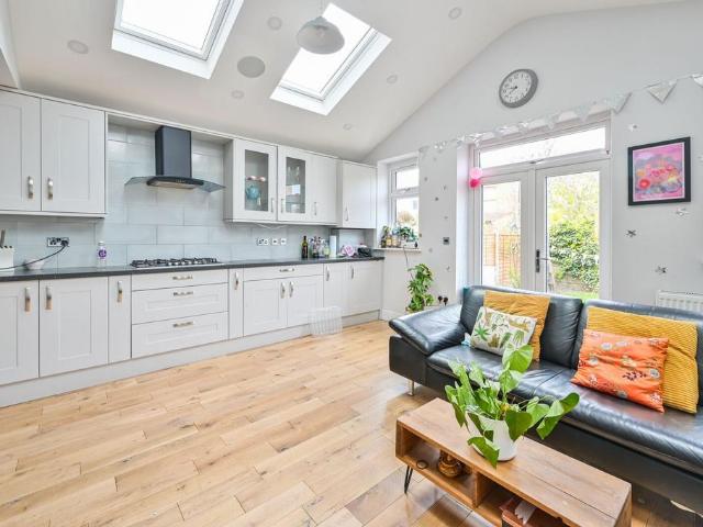 Jewel Road, Walthamstow, Walthamstow. 6 bed terraced house to rent £4,300 pcm £992 pw
