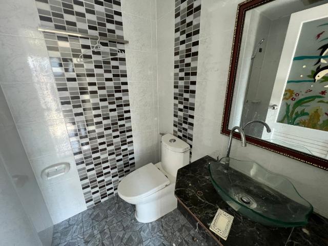 JK 6438: Kansinee Condo กานต์สินี คอนโด