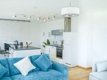 JH Apartments | City View Penthouse 105sqm Maisonette Oldtown, Ingolstadt Amsterdam Apartments for Rent