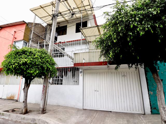 JHS Venta Casa en Arenal 4ta Sección, Venustiano Carranza, Ciudad de México
