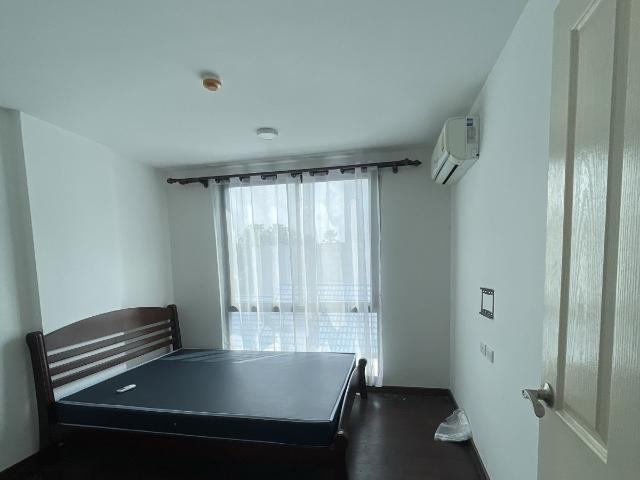 JK2 6528: แบงค์คอก เฟ ลิช @ สถานีบางแค