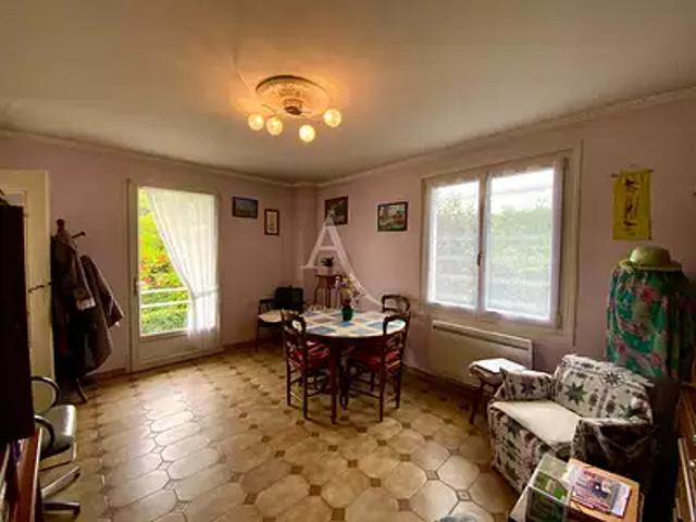 Jonzac 17500 Achat / Vente maison 3 pièces t3 au dernier étage