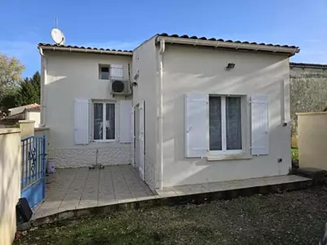 Jonzac 17500 Achat / Vente maison 3 pièces t3 parking