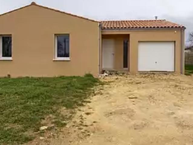 Jonzac 17500 Achat / Vente maison 4 pièces t4 parking