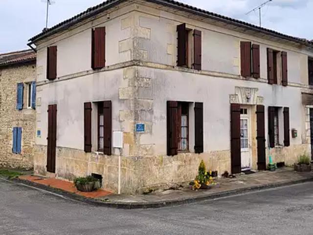 Jonzac 17500 Achat / Vente maison 5 pièces t5