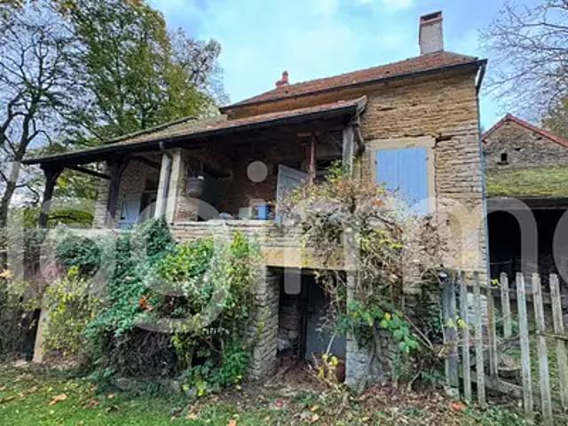 Joncy 71460 Achat / Vente appartement 4 pièces t4 au dernier étage cave
