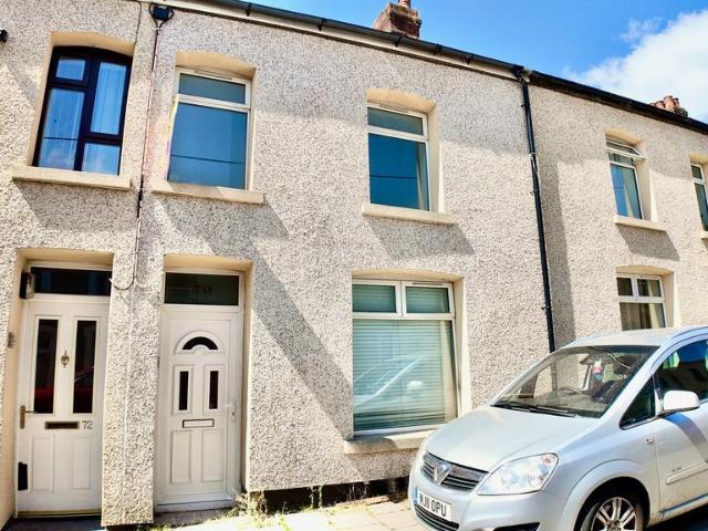 Jones Street, Phillipstown, NP24 3 bed terraced house to rent £800 pcm £185 pw