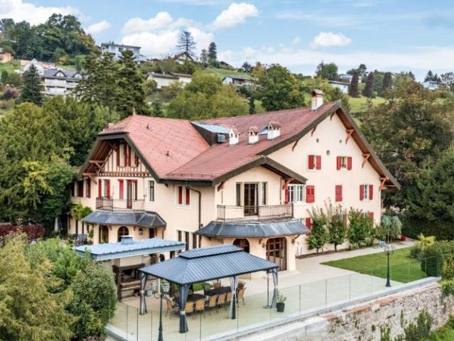 Jongny – exklusives anwesen mit panoramablick auf den see