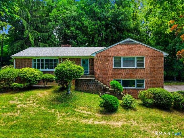 Joan Rd, Stamford, Home For Sale