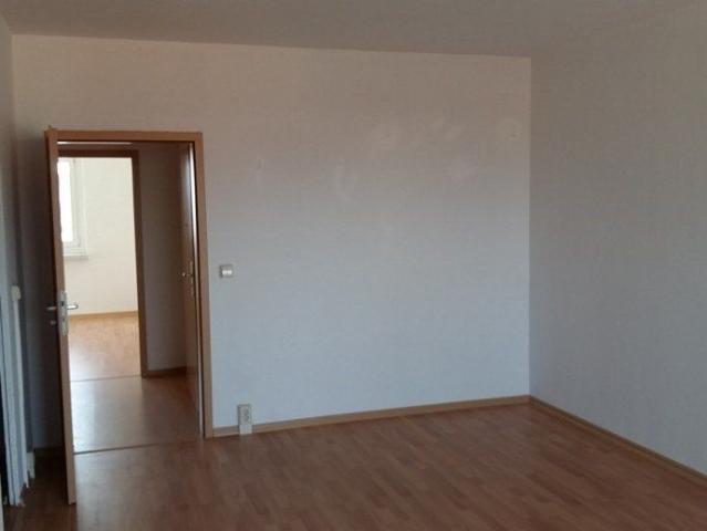 JobCenter geeignet ab 4 Personen ruhig + günstig 3 Zi. 70m² sofort verfügbar
