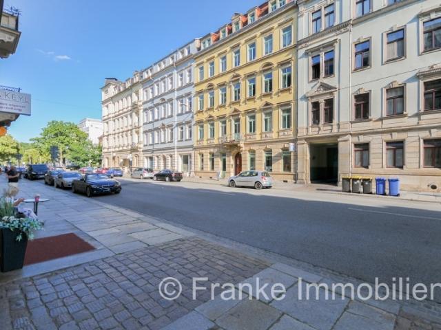 Johannstadt gediegene 3 Zimmer Wohnung mit 2 Balkonen