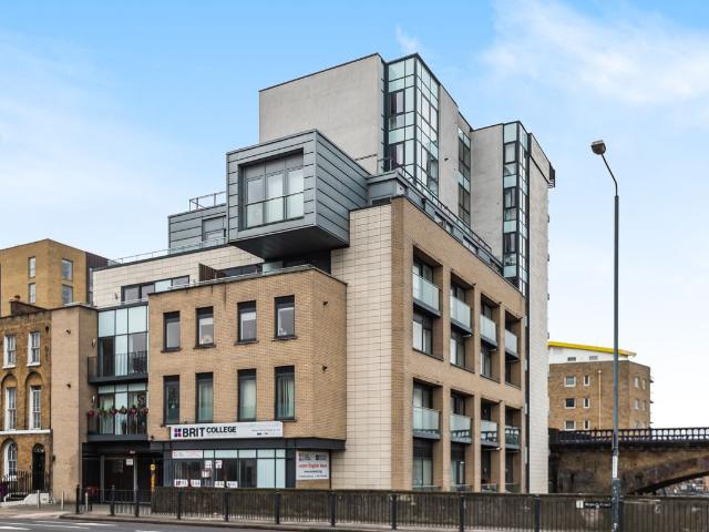 John Nash Mews, London E14, 2 bed flat to rent, £2,400 pcm | PrimeLocation