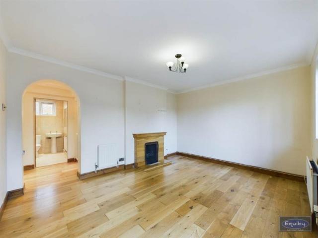 John Newton Court, Welling, DA16 3 bed apartment to rent £1,950 pcm £450 pw