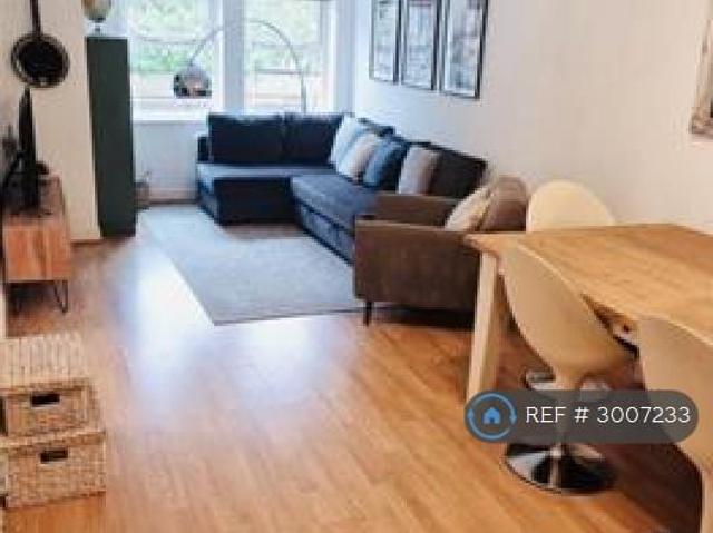 John Archer Way, Clapham Junction, SW18 1 bed flat to rent £1,950 pcm £450 pw