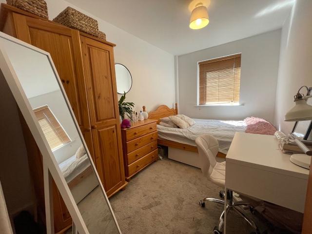 John Ruskin Street, London SE5, 2 bed flat to rent, £2,599 pcm | PrimeLocation