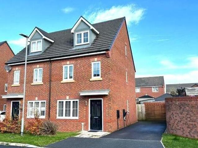 John Rowlands Close, Sandbach, 3 Bedroom Semi detached