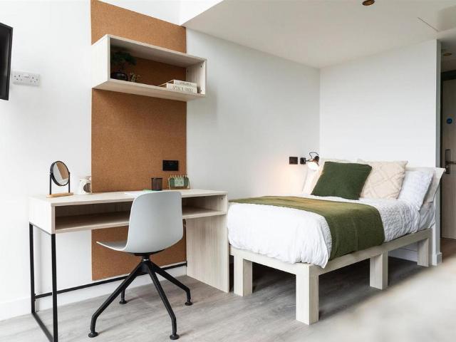 John Street, Glasgow G1 Studio to rent £2,067 pcm £477 pw