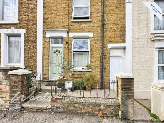 John Street, Maidstone ME14, 3 bed terraced house to rent, £1,550 pcm | PrimeLocation