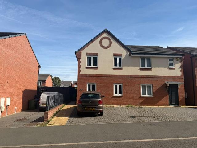 John Street North, West Bromwich B71, 3 bed semi detached house to rent, £1,300 pcm | PrimeLocation