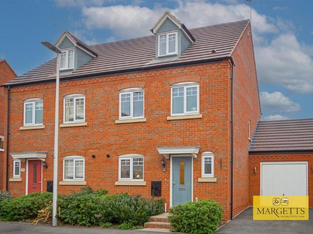 John Scott Way, Warwick 4 bed semi detached house to rent £1,650 pcm £381 pw