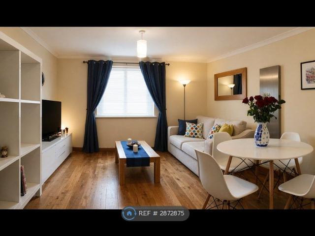 John Silkin Lane, London SE8, 2 bed flat to rent, £1,850 pcm | PrimeLocation
