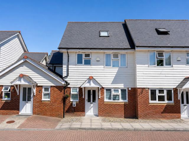 John Townsend Mews, Margate 4 bed terraced house to rent £1,550 pcm £358 pw