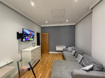 John William Street, Huddersfield HD1, 2 bed flat to rent, £1,050 pcm | PrimeLocation