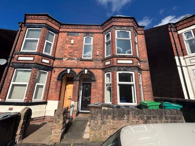 Johnson Road, Nottingham NG7, 5 bed shared accommodation to rent, £529 pcm | PrimeLocation