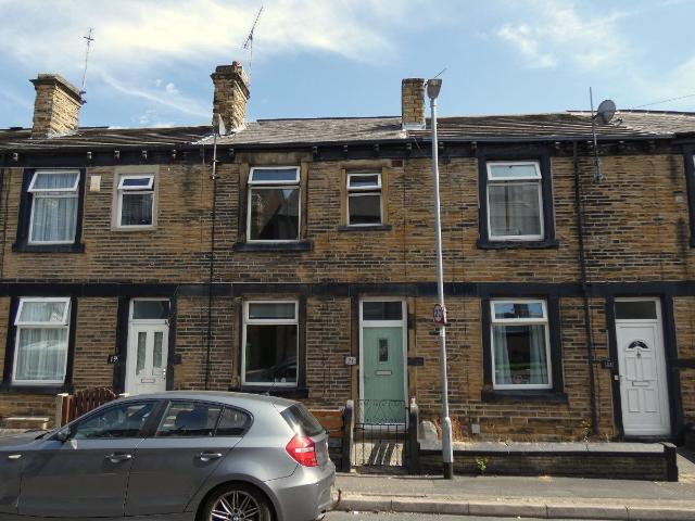 Johnson Terrace, Morley LS27, 3 bed terraced house to rent, £1,100 pcm | PrimeLocation