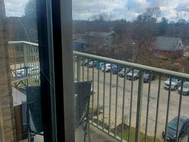 Jolene Turner Has an Apartment