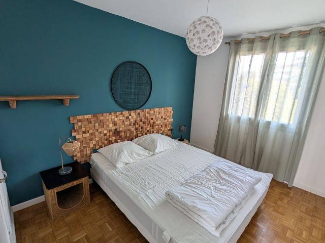 Joli appartement meublé et équipé traversant + clim mobile