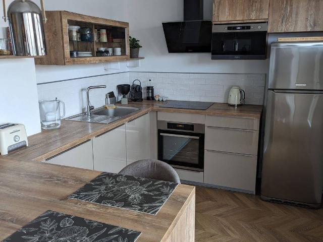 Joli appartement meublé et équipé traversant + clim mobile