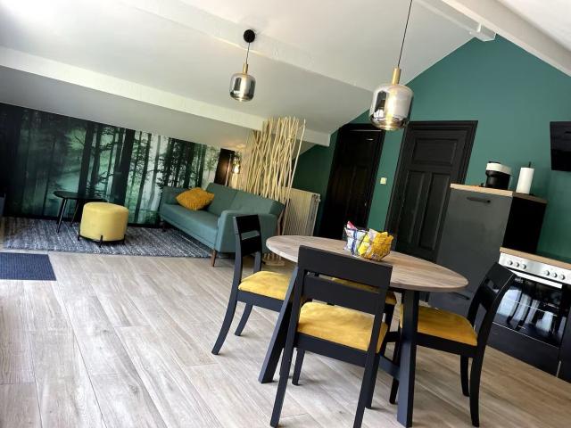 Joli appartement complètement meublé Dispo immédiatement