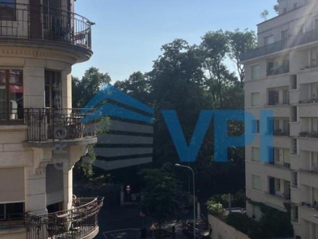 Joli appartement de 5 pièces au coeur des Eaux Vives